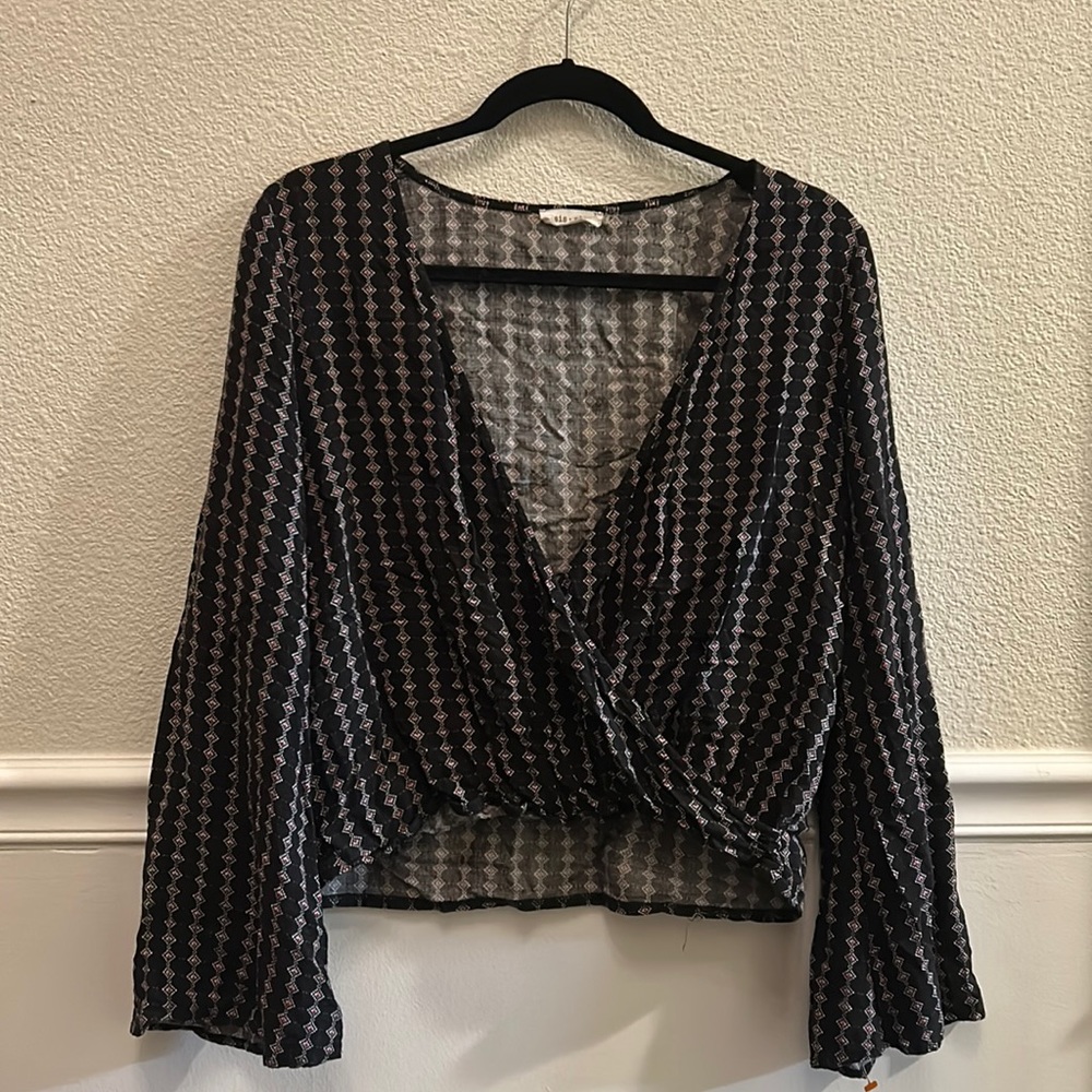 Sis Sis Boho Deep Neck Shirt